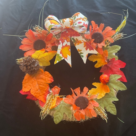 Fall wreath - Picture 1 of 2